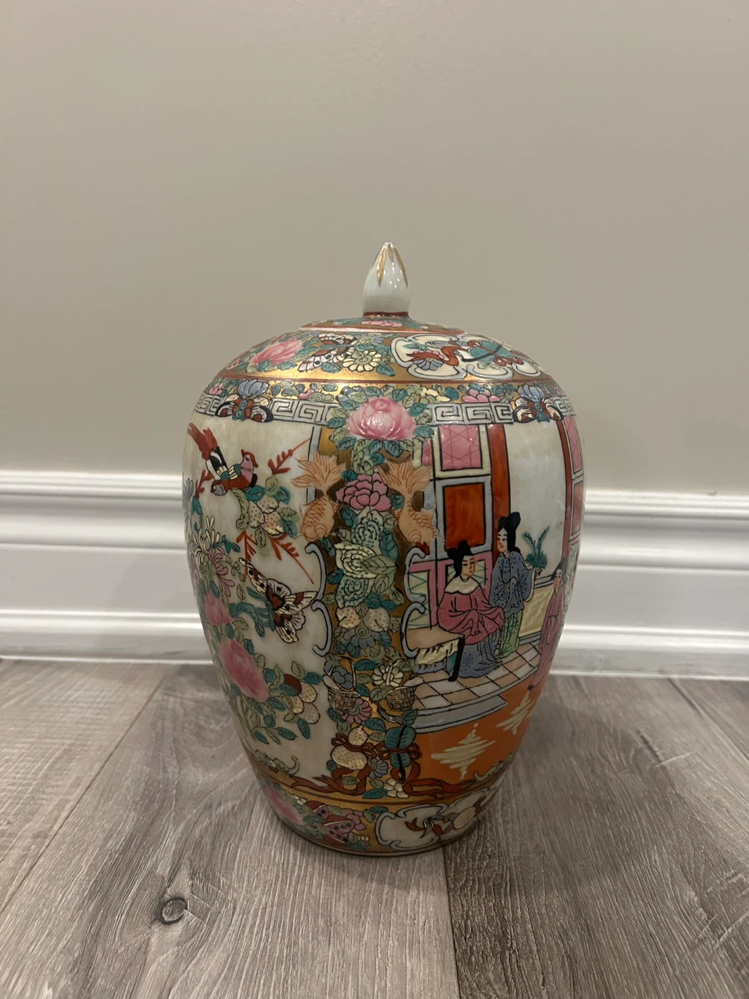 Chinese Famille Rose Porcelain Ginger Jar With Lid Figures - photo 2