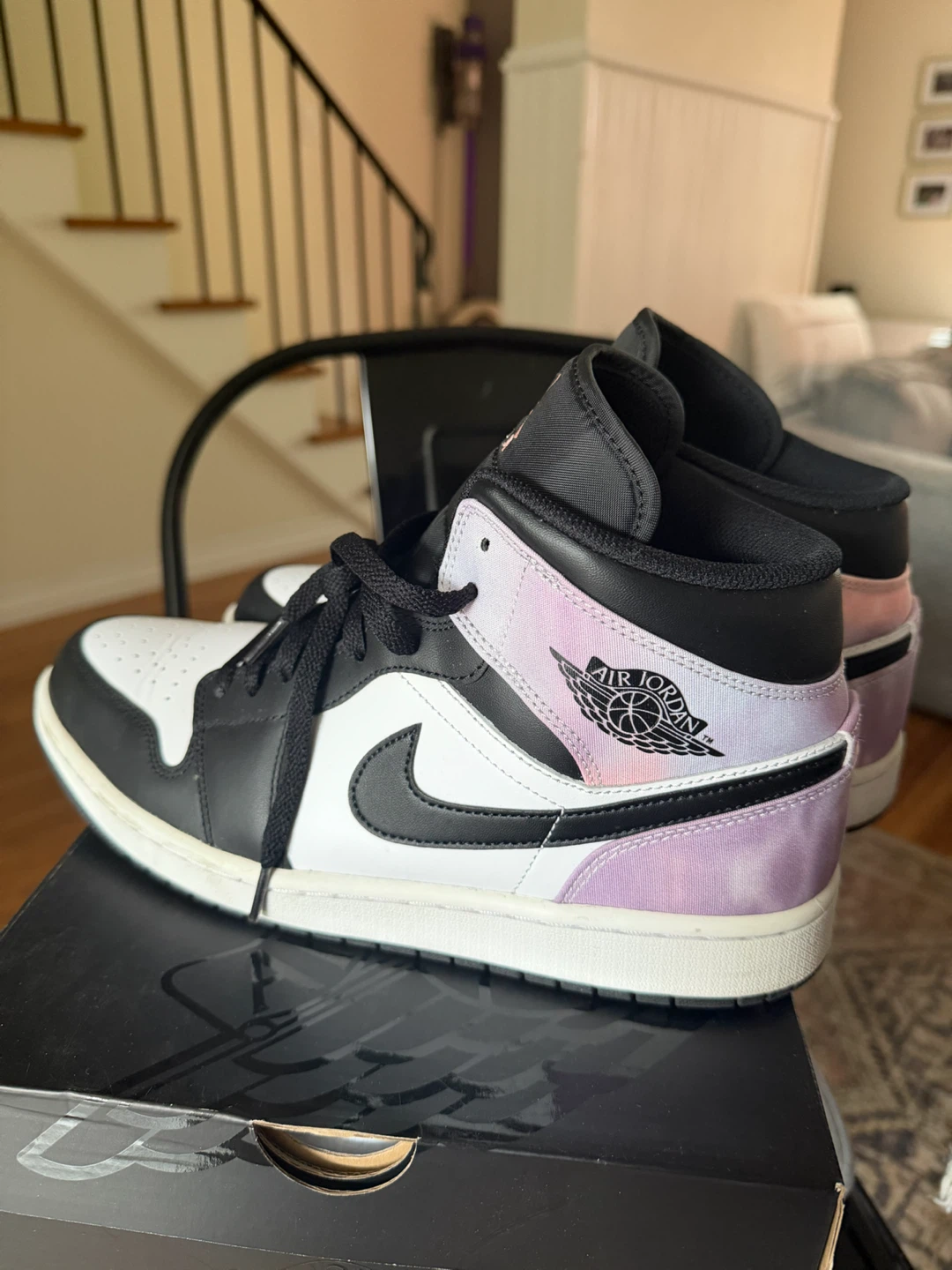 Nike Air Jordan 1 Mid SE Black/White/Purple Size 11