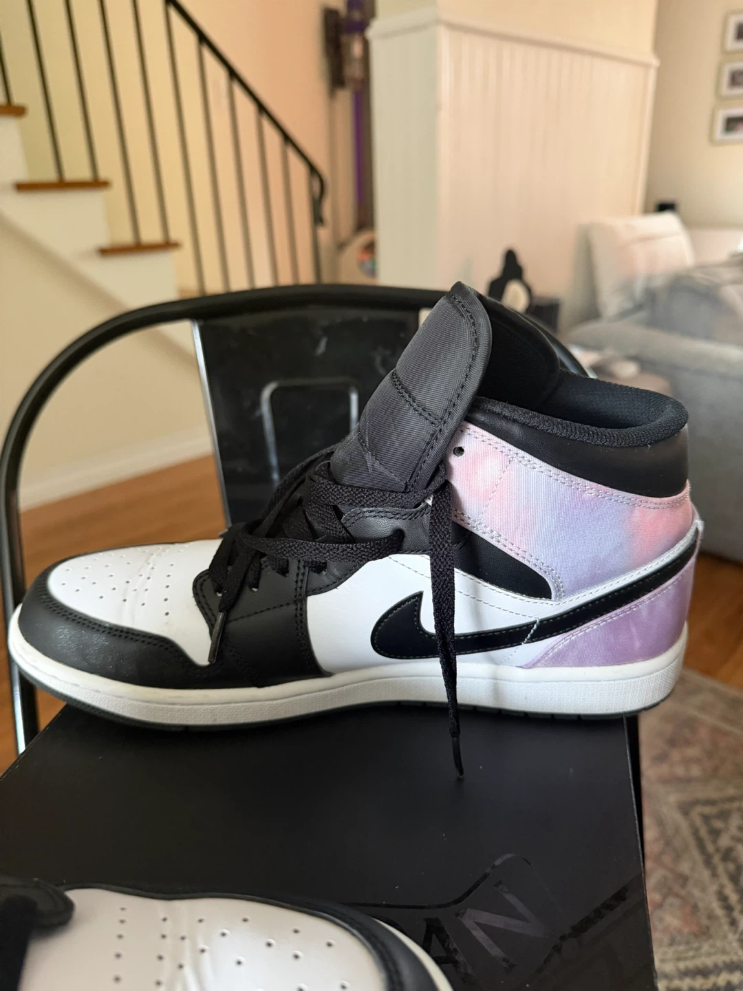 Nike Air Jordan 1 Mid SE Black/White/Purple Size 11 - photo 3