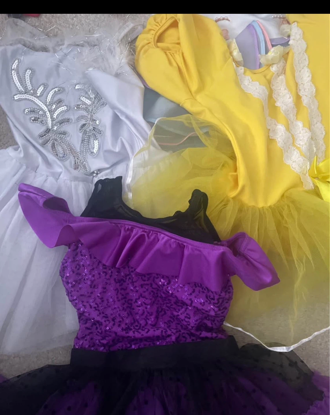 7 Children's Dresses and Costumes - photo 4