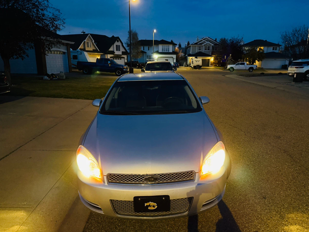 2012 Chevrolet Impala - photo 2