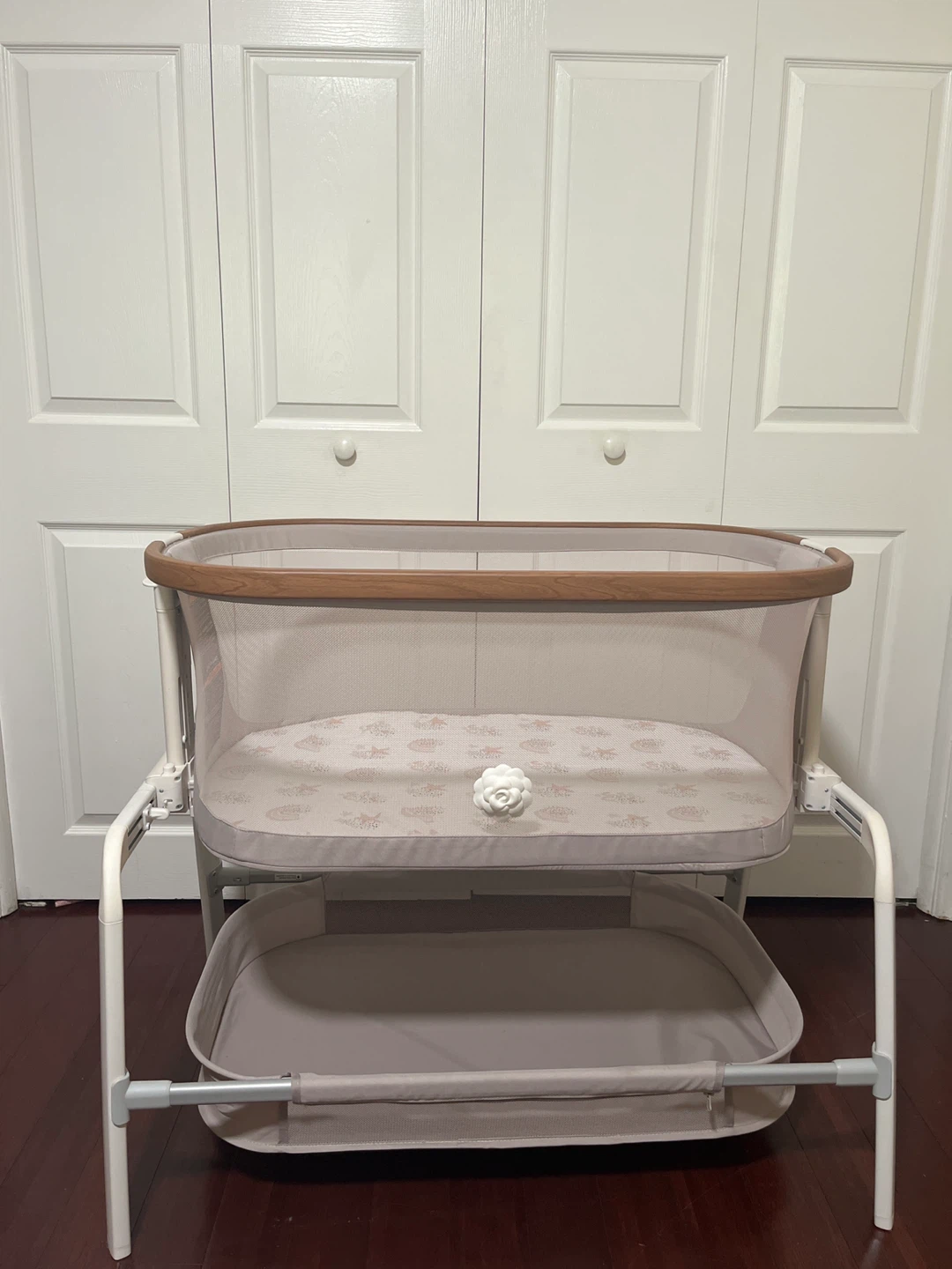 Maxi-Cosi Iora Bedside Bassinet