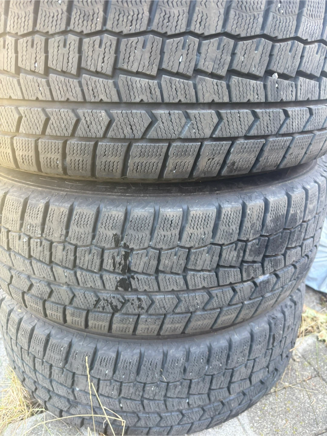 Dunlop 205/60/16 4 Winter Tires With 114.3x5 Steel Rims - photo 4
