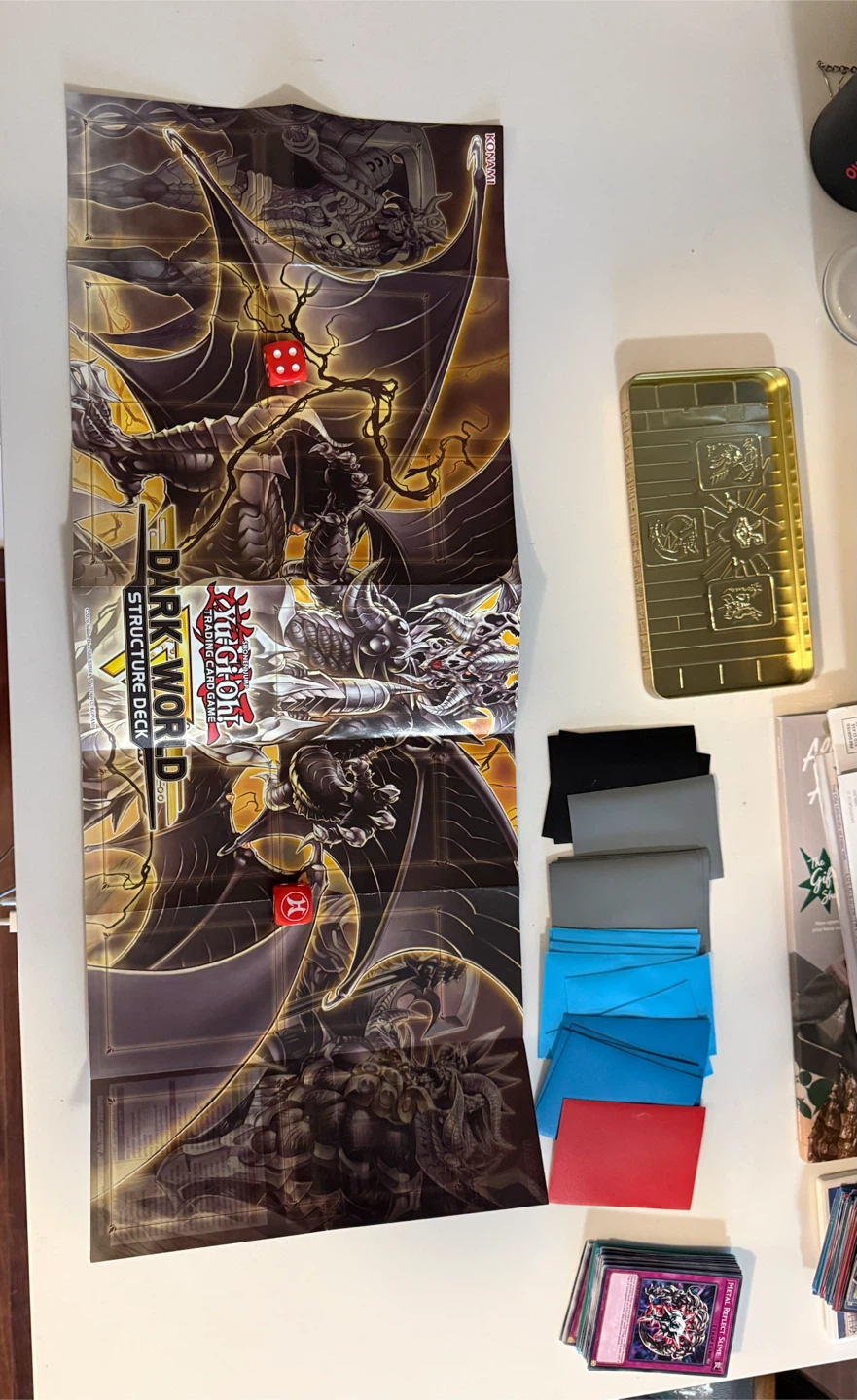 Yu-Gi-Oh! Egyptian God Metal Storage Tin and assorted cards. - photo 2