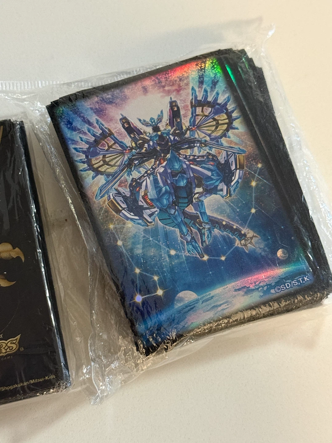 Yu-Gi-Oh! Egyptian God Metal Storage Tin and assorted cards. - photo 4