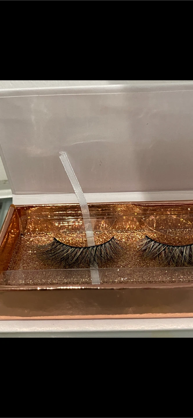 Charo Soriano False Eyelashes - photo 2