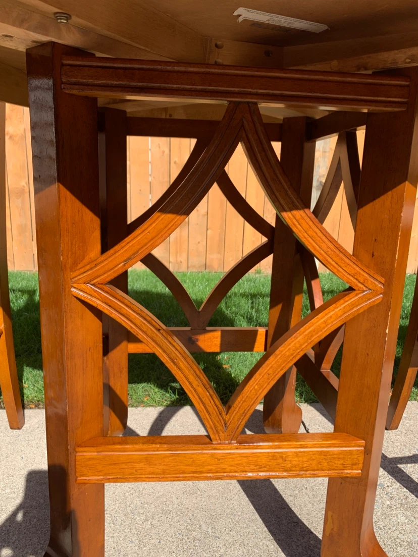Pub Style Table & 4 Chairs - photo 4