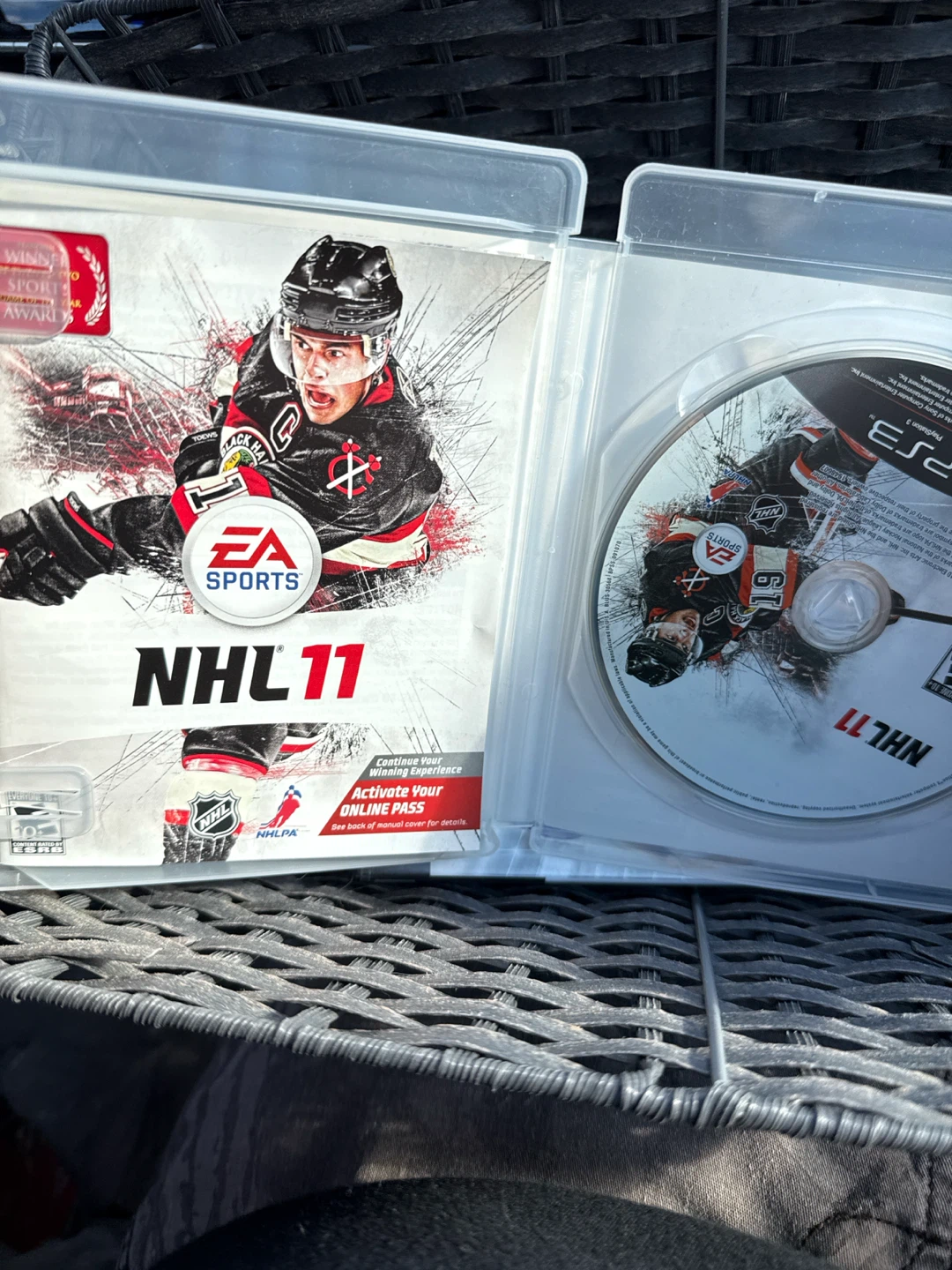 NHL 11 for PlayStation 3 - photo 2