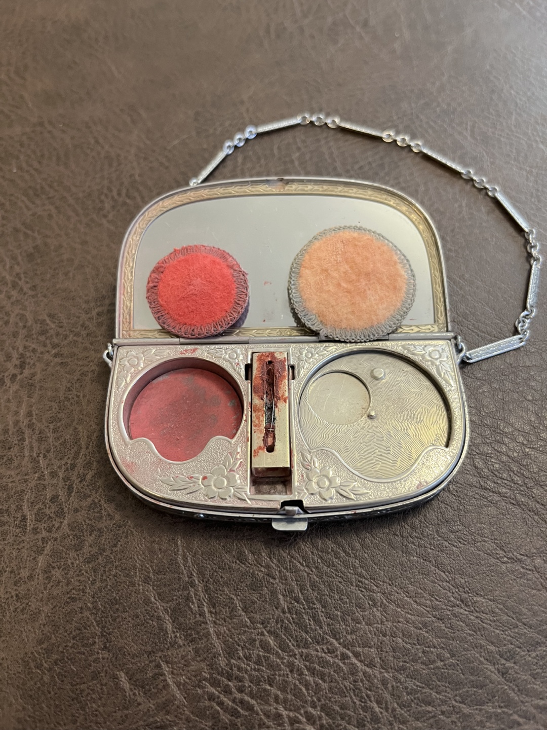 1920’s Art Deco Elgin Vanity Purse - photo 4