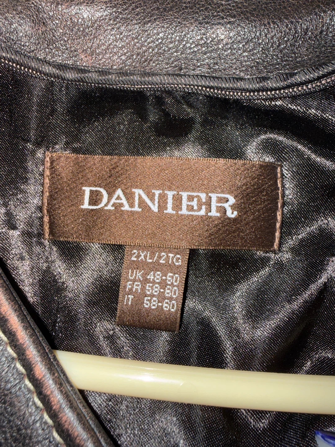 Danier Men's Leather Jacket - 2XL - photo 2