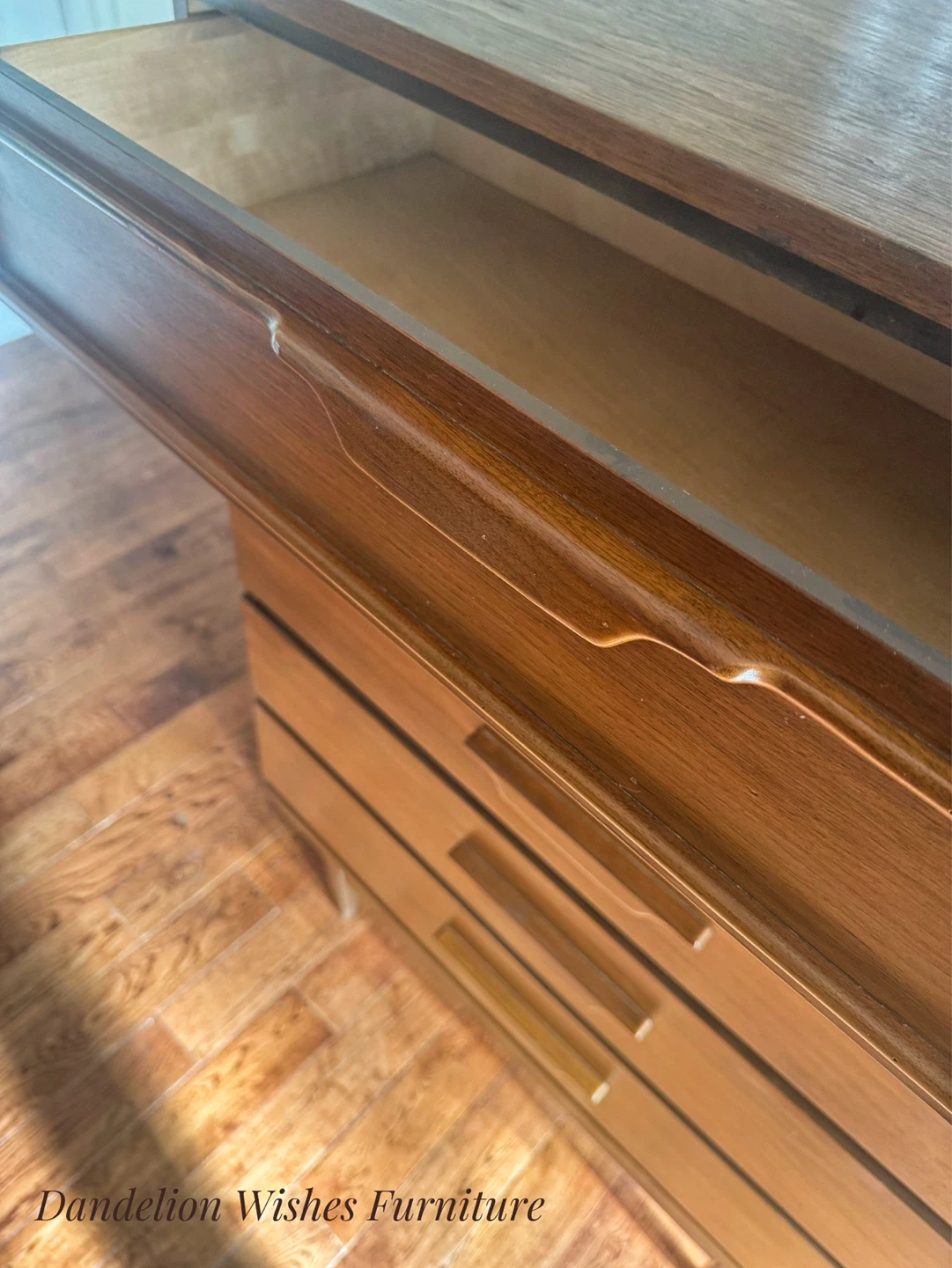 Mid-Century Modern Five-Drawer Walnut Chest - photo 3