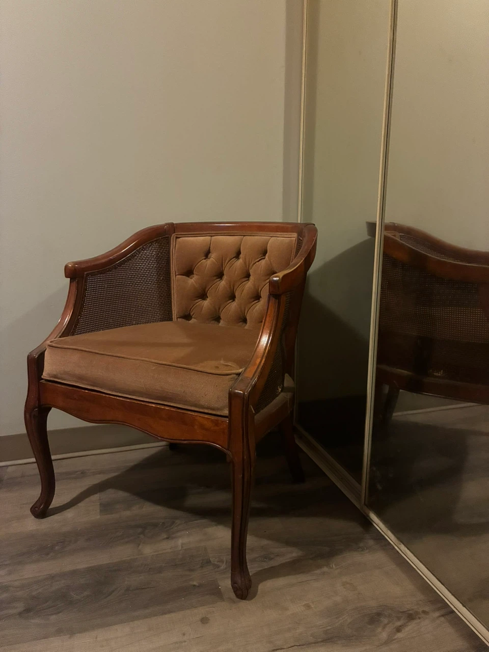 Vintage Chair - photo 3
