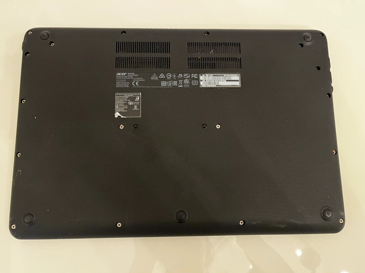 Acer Chromebook Laptop - photo 2