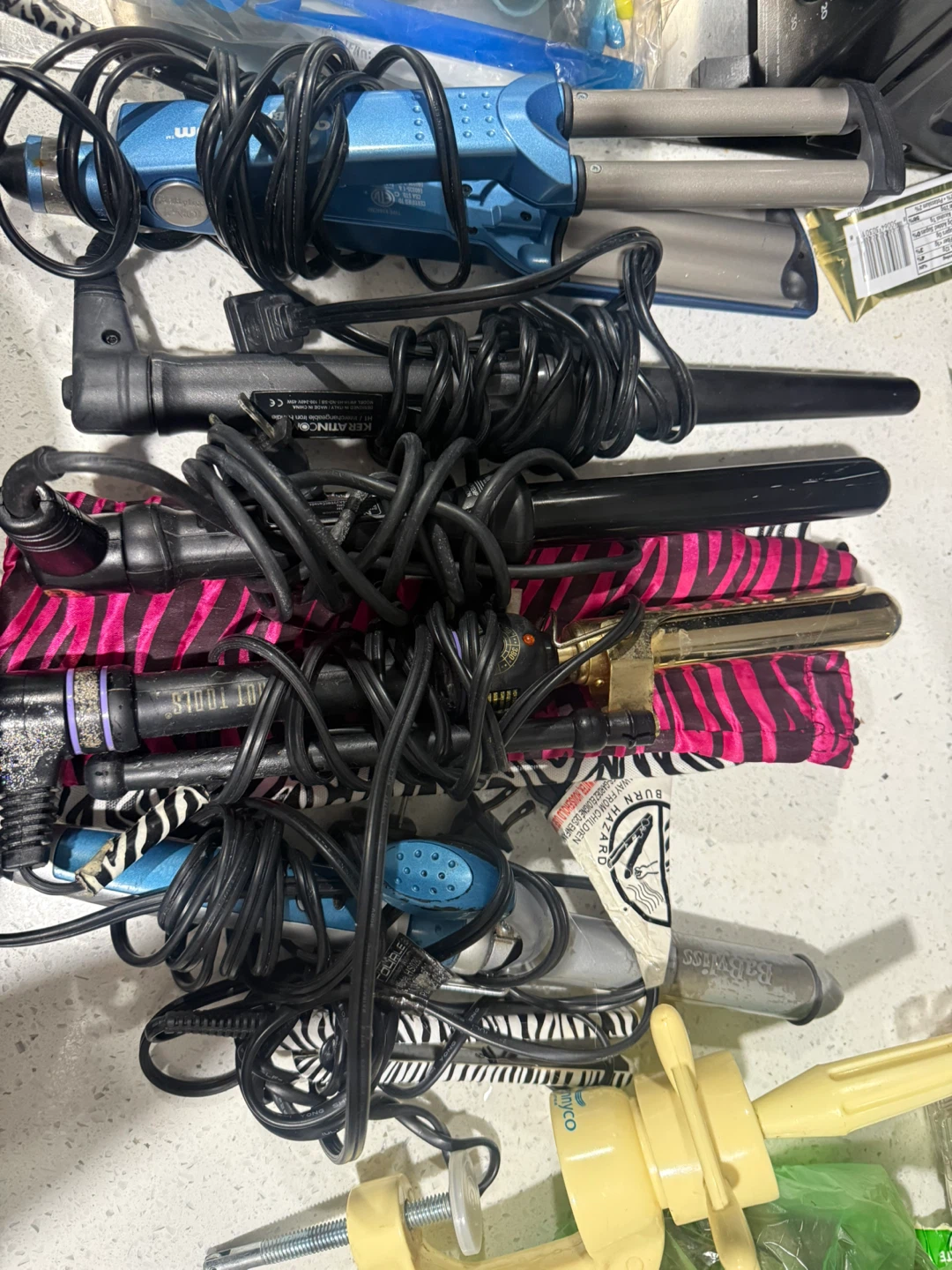Hair Styling Tool and Accessory Bundle - photo 3