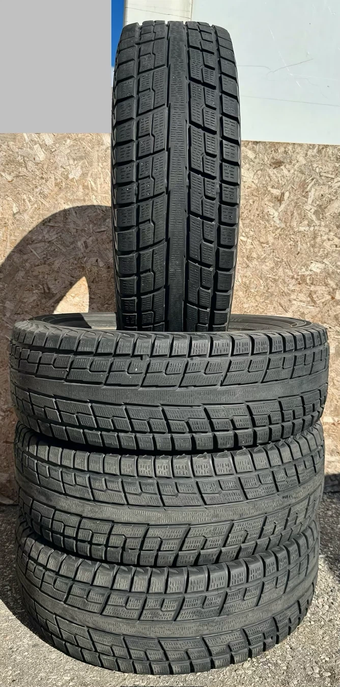 ☃️215/70/16 YOKOHAMA WINTER TIRES❄️ - photo 2