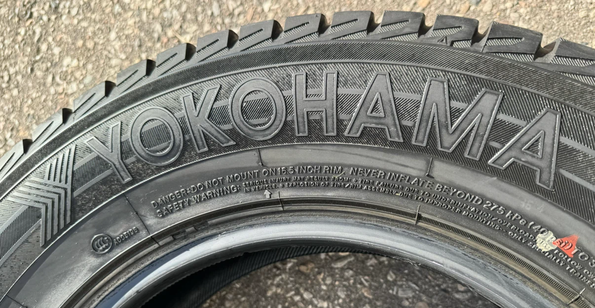 ☃️215/70/16 YOKOHAMA WINTER TIRES❄️ - photo 3
