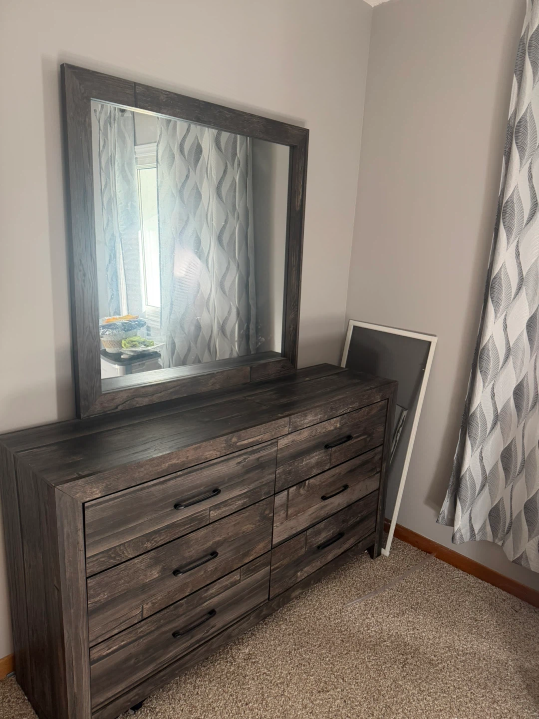 Furniture - photo 2