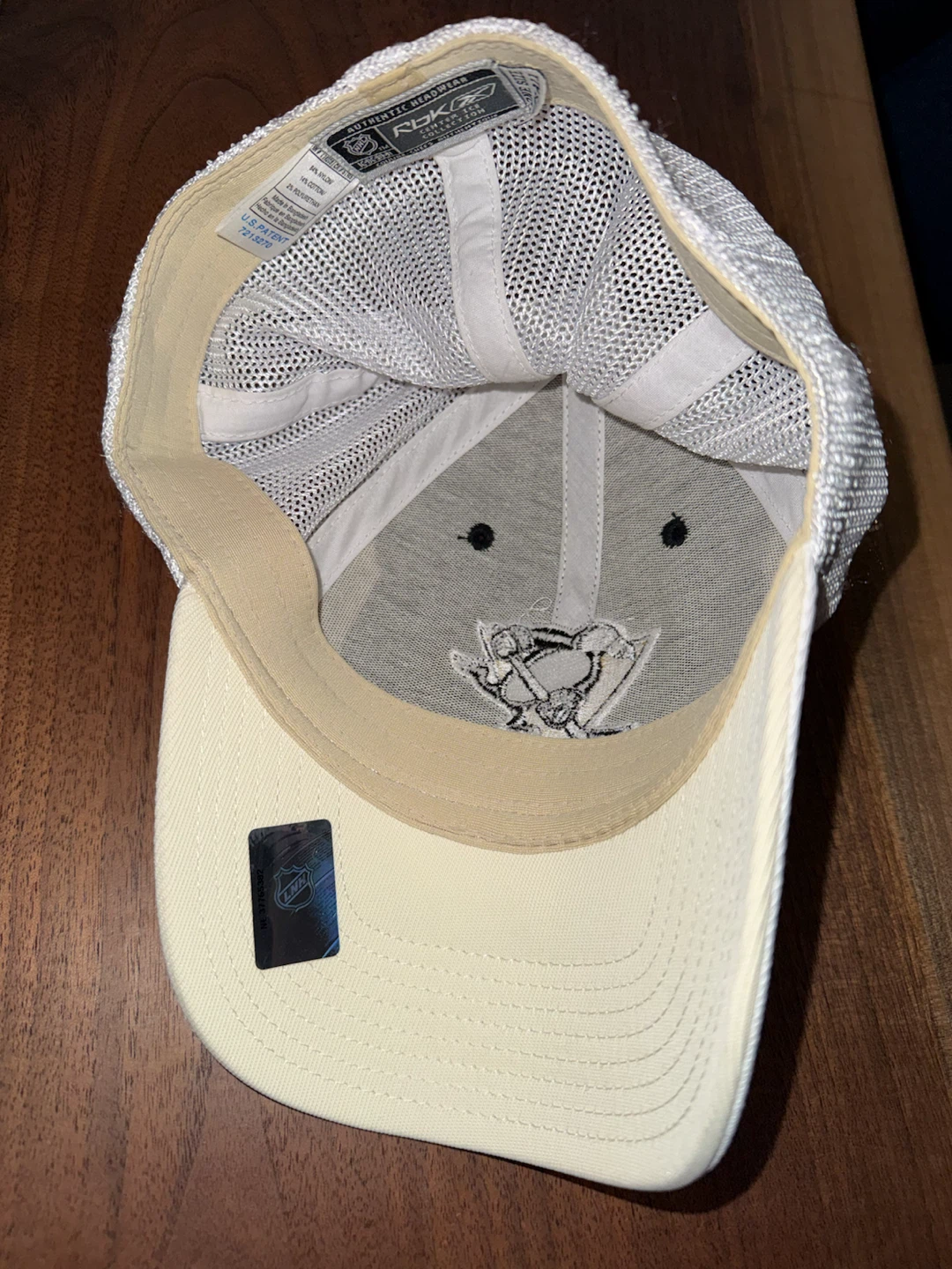 Reebok Pittsburgh Penguins NHL Trucker Hat - photo 3