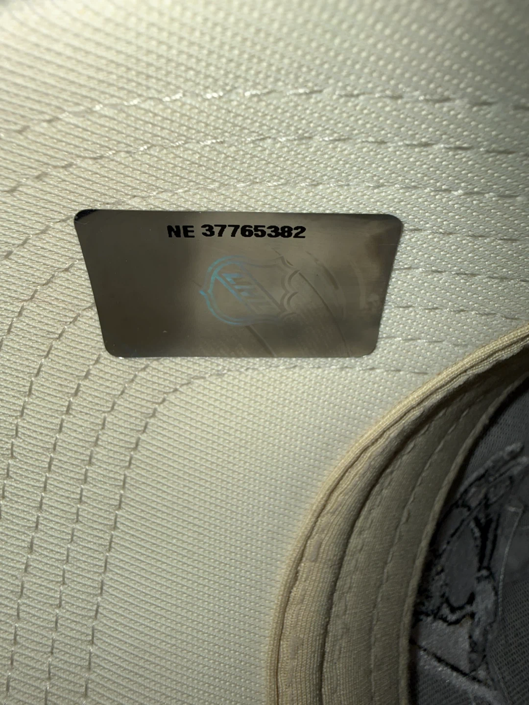 Reebok Pittsburgh Penguins NHL Trucker Hat - photo 4