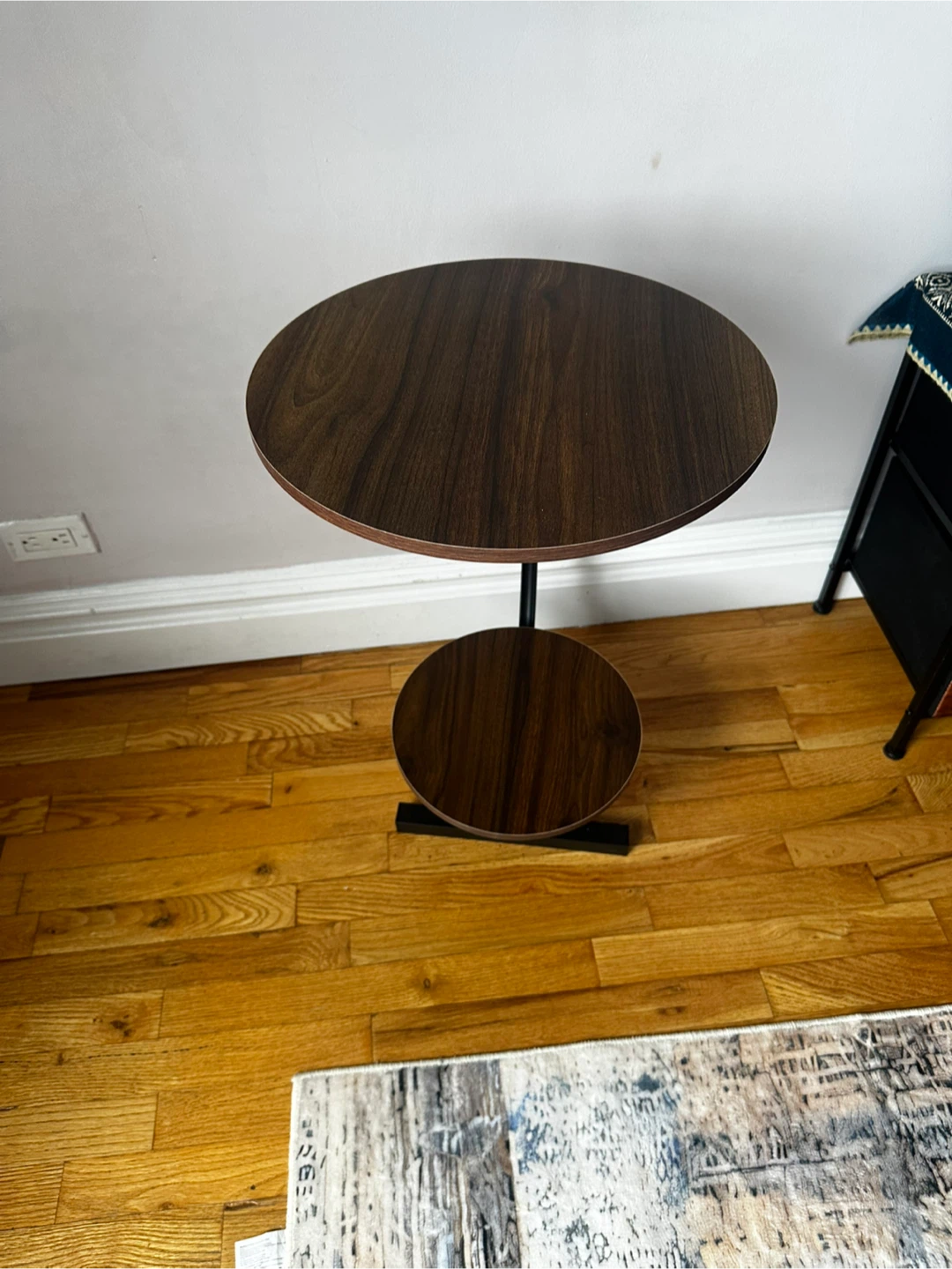 C-Shaped Two-Tier Side Table - photo 2