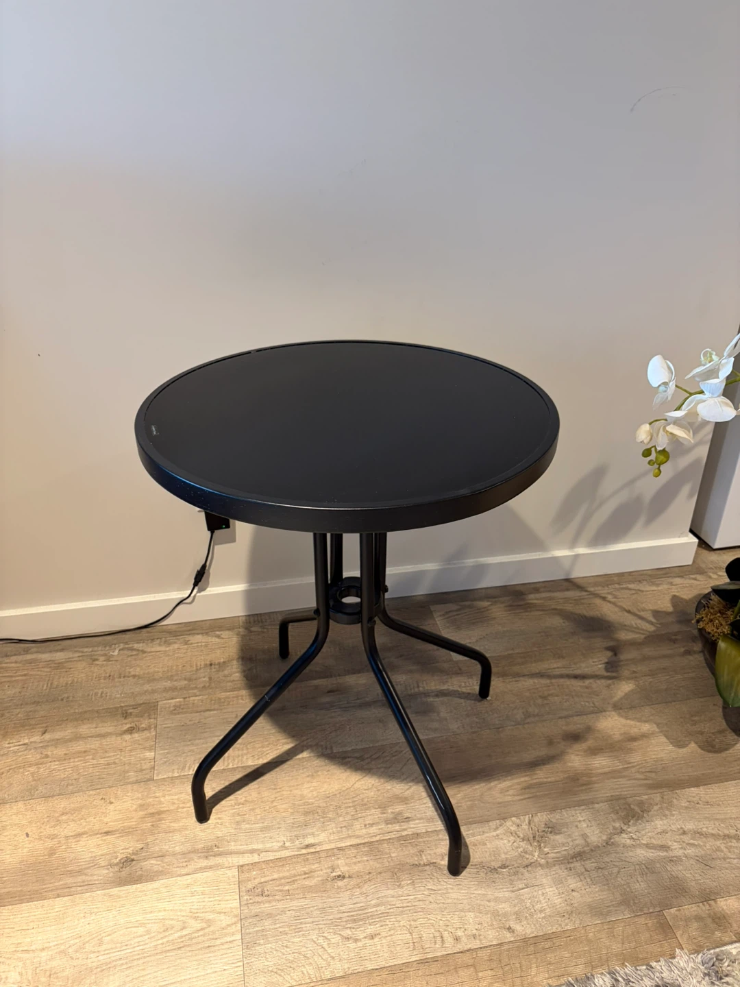 Black Round Side Table - photo 2