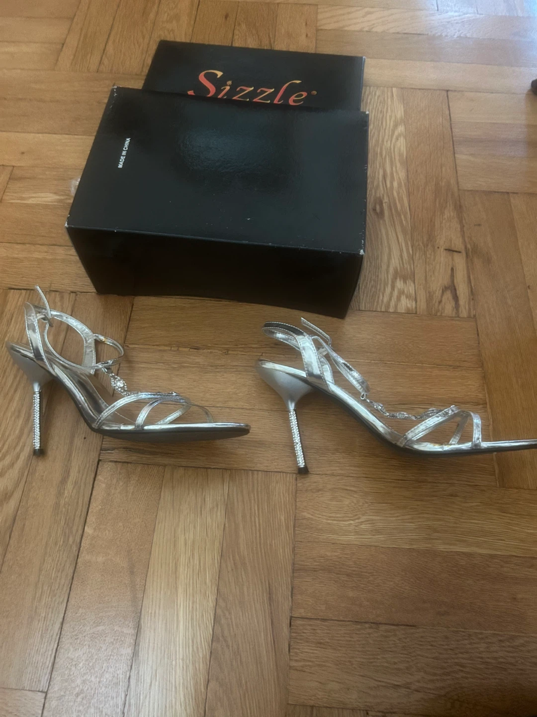 Rhinestone Sandals - photo 4