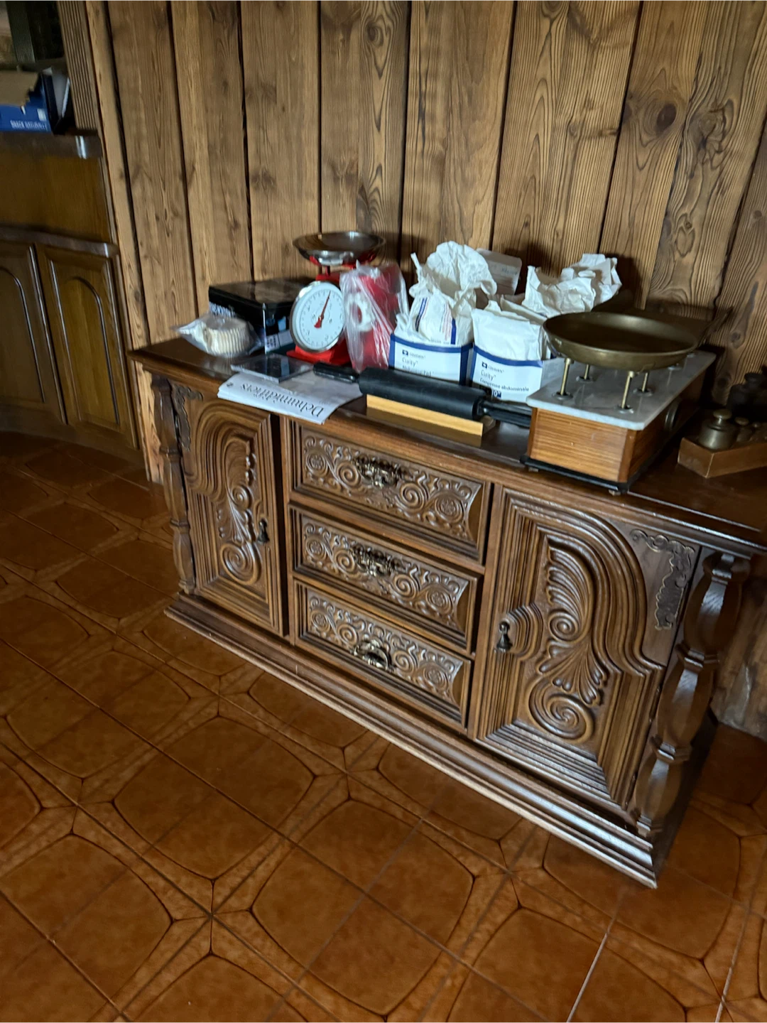 Vintage Ornate Wooden Dining Chairs - photo 2