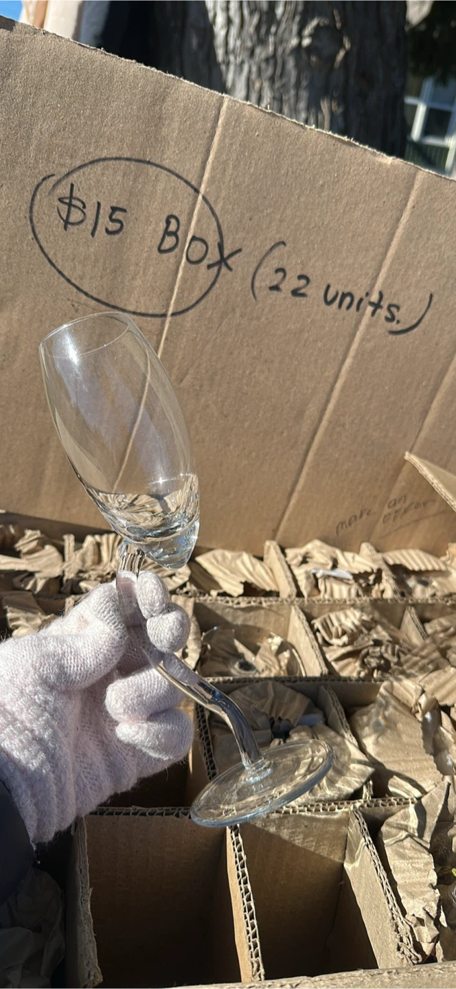 Set of 22 Glass Champagne Flutes - photo 2