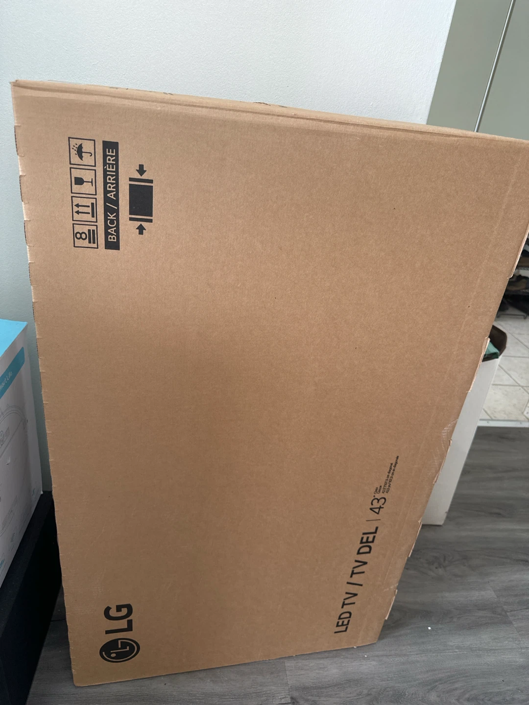 LG 43-inch LED smart TV