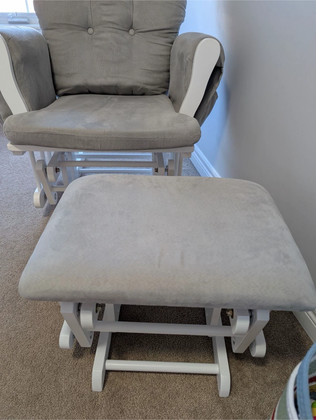 White Glider Rocking Chair with Ottoman - photo 3