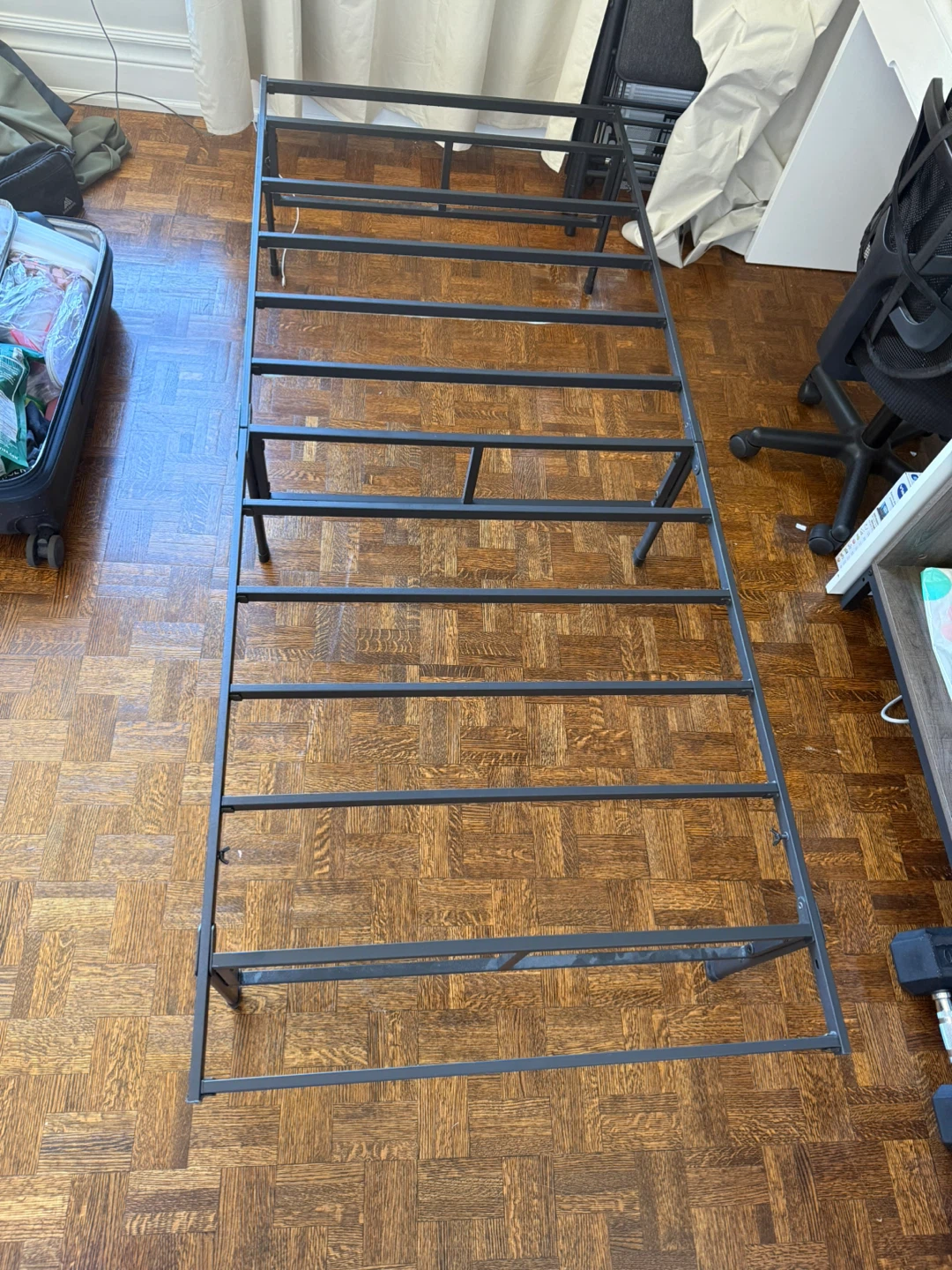 Zinus SmartBase Narrow Twin Bed Frame - photo 2