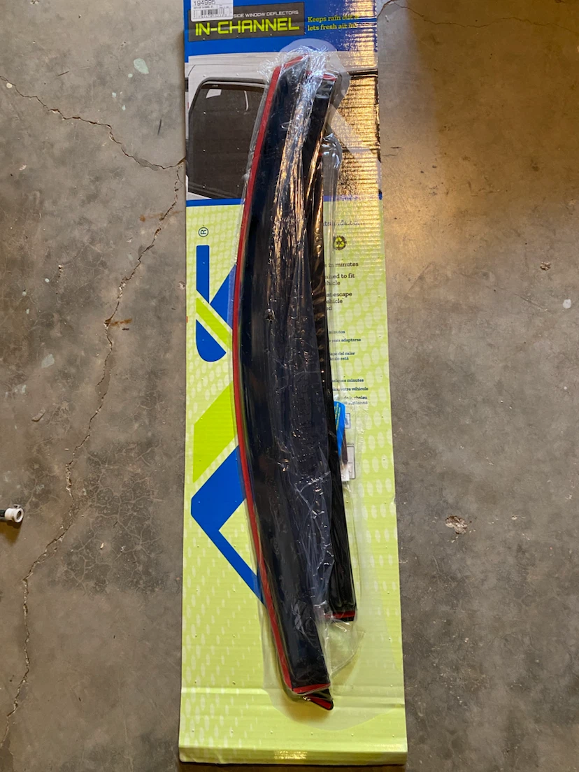 AVS In-Channel Ventvisors for Colorado/Canyon Crew Cab - photo 3