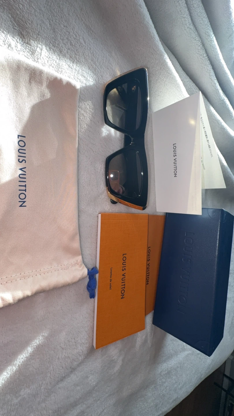 Louis Vuitton moonbeam cat eye