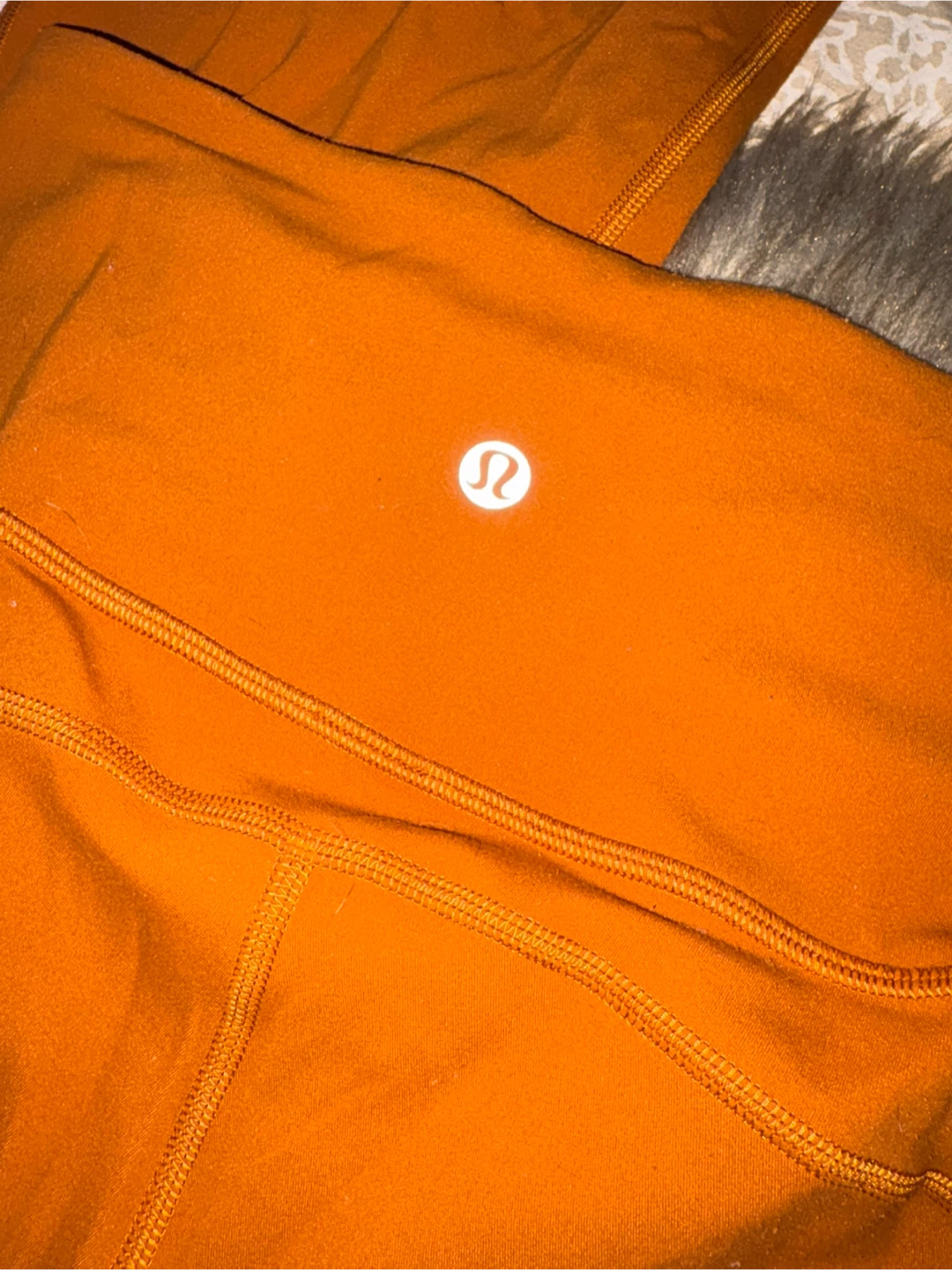 Lululemon Tan colour vintage Leggings size 6