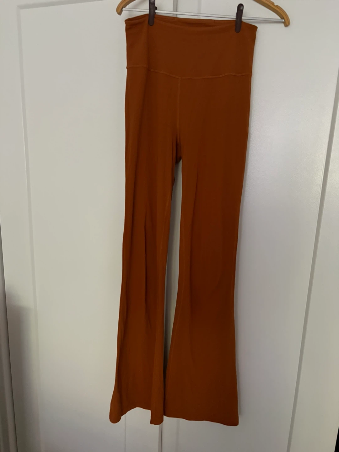 Lululemon Tan colour vintage Leggings size 6 - photo 2