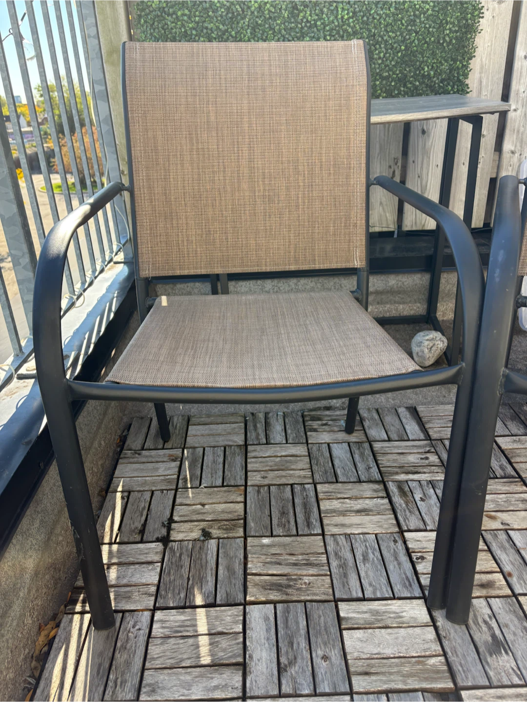 Brown patio chairs (set of 2) - photo 2