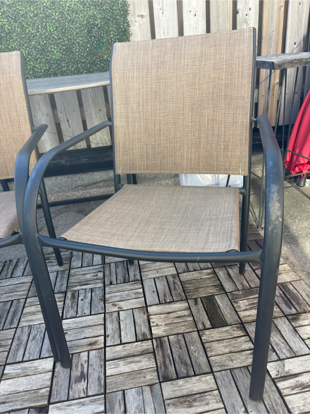 Brown patio chairs (set of 2) - photo 3