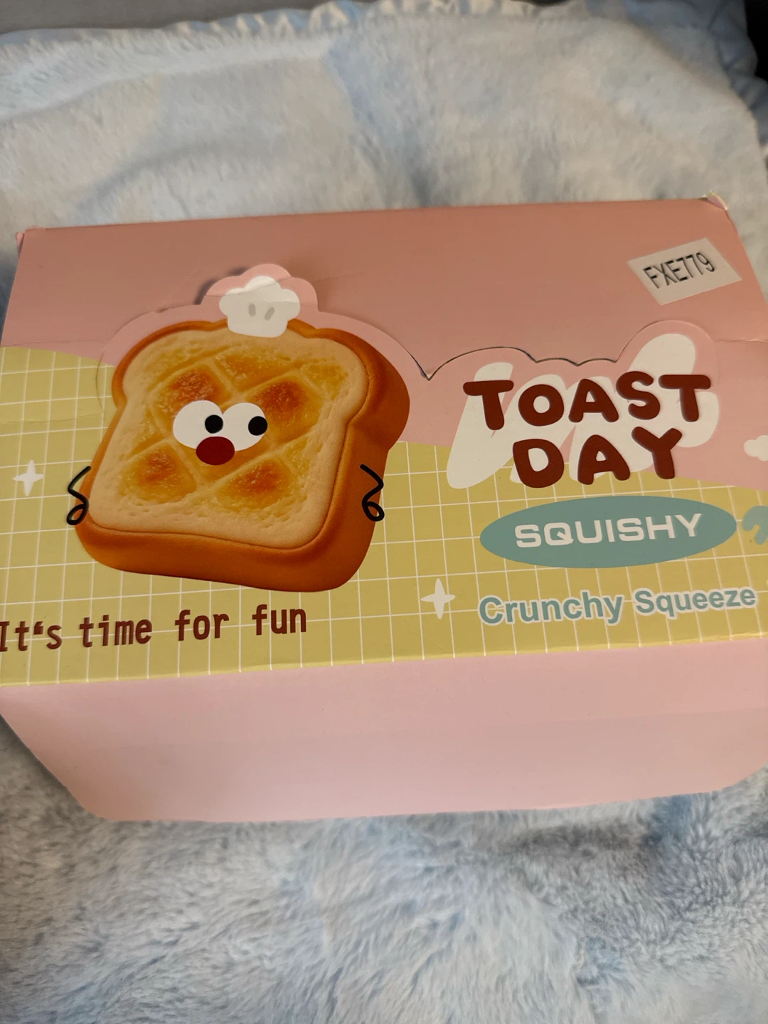 Toast Day Crunchy Squeeze Squishy Set