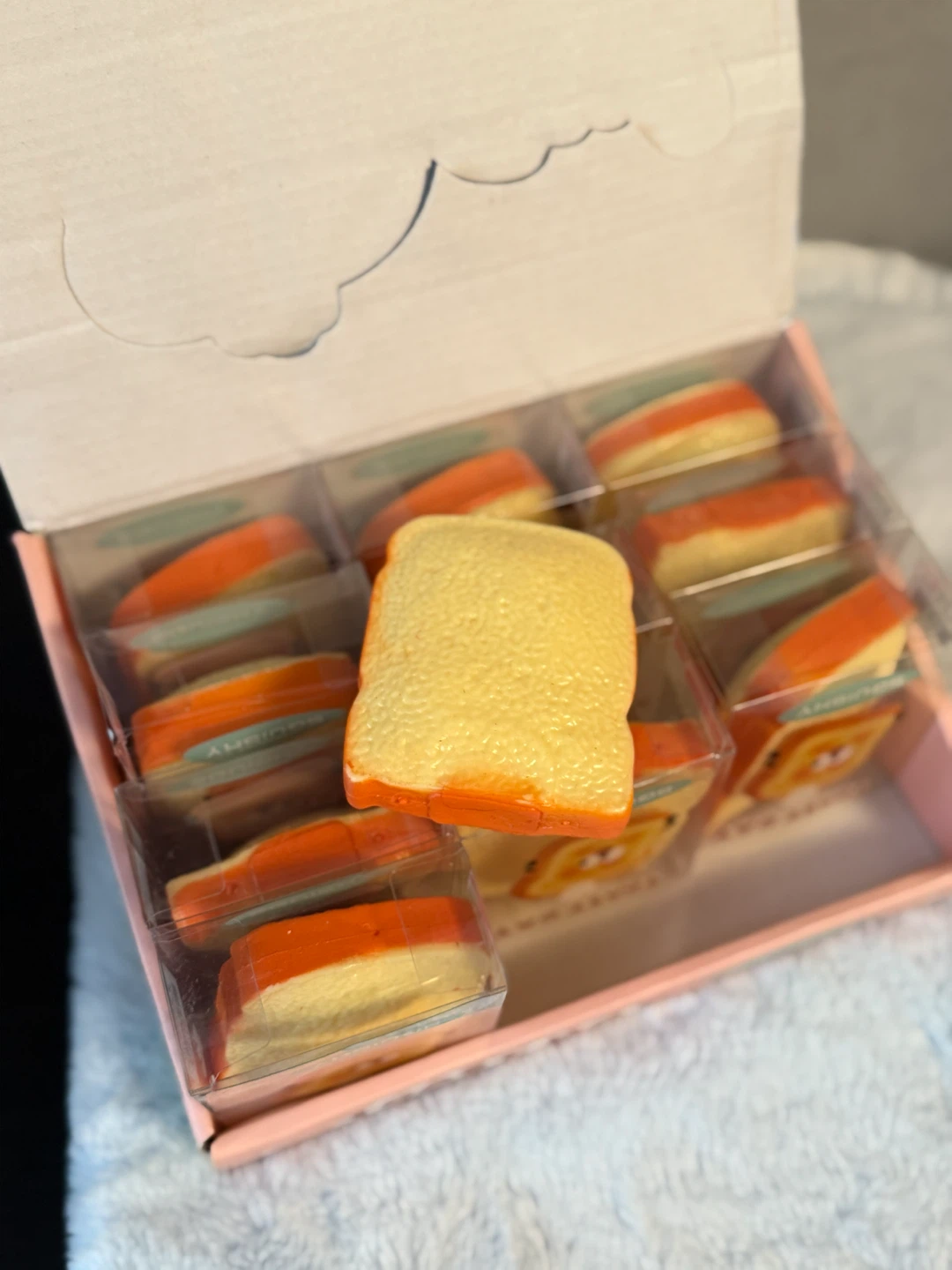 Toast Day Crunchy Squeeze Squishy Set - photo 2