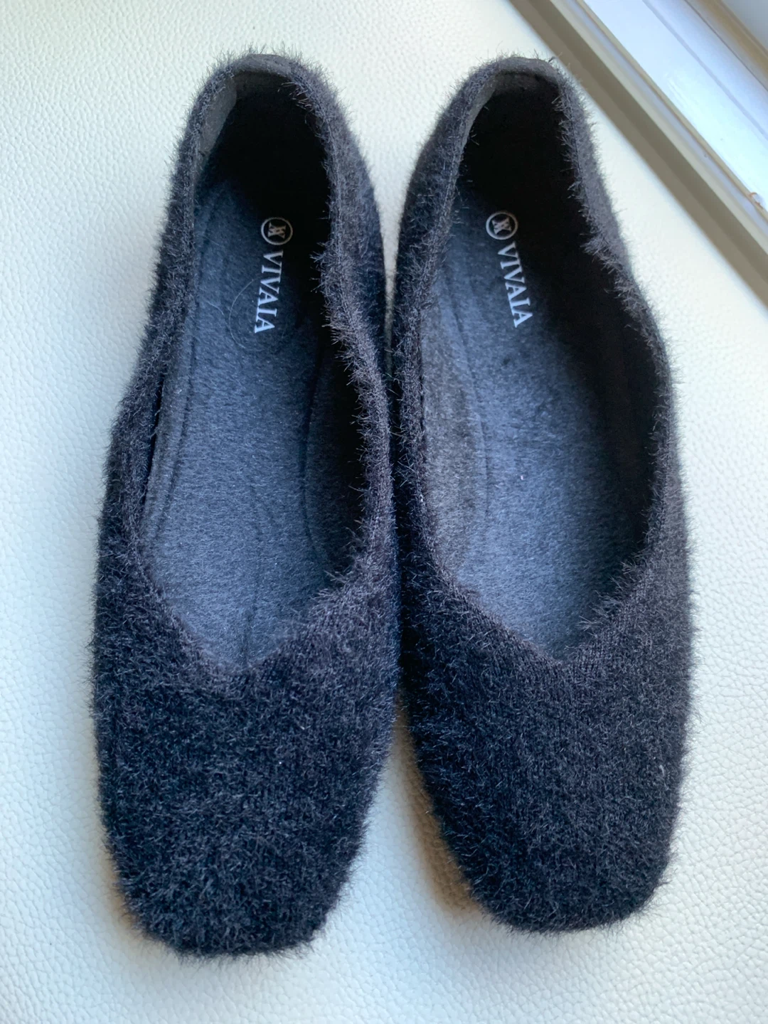 VIVAIA Black Flats Size 40