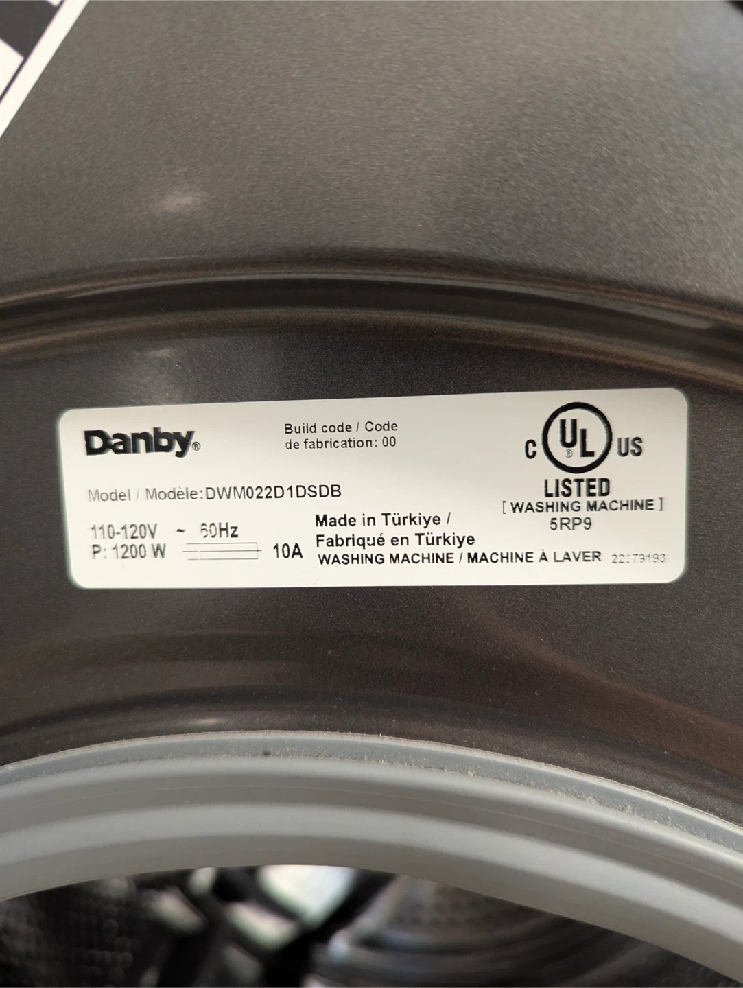 (Moving Sale) Danby 2.2 cu ft Apartment Size Front Load Washer - photo 4