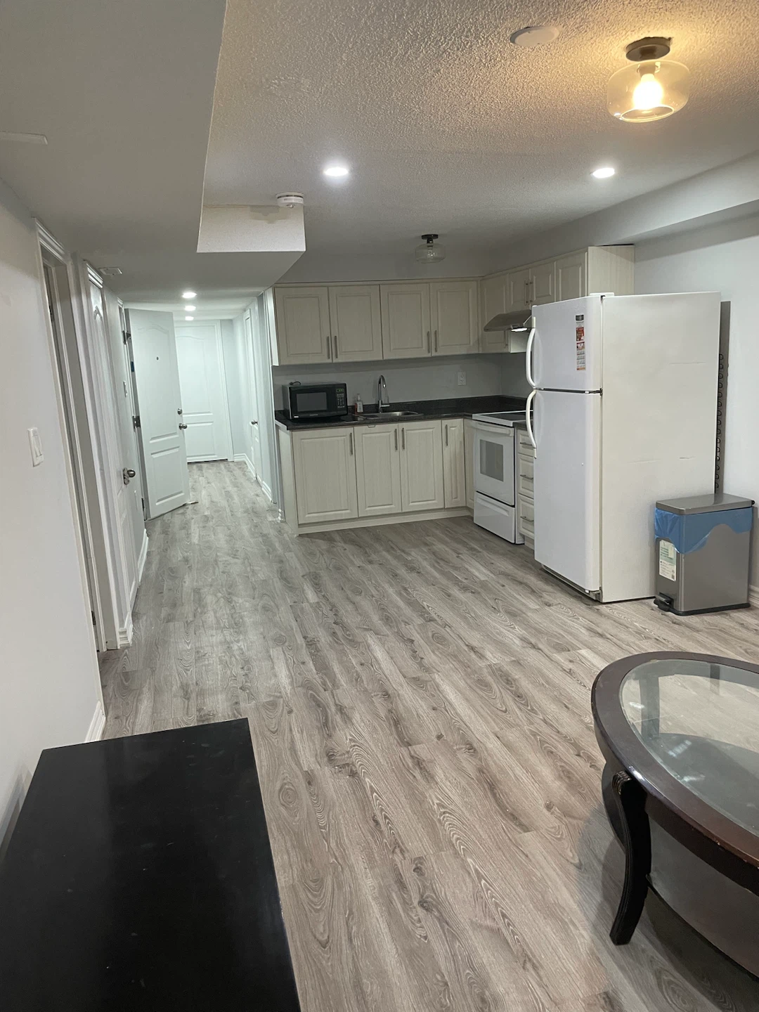 Spacious and clean 2-bedroom basement available for rent - photo 2