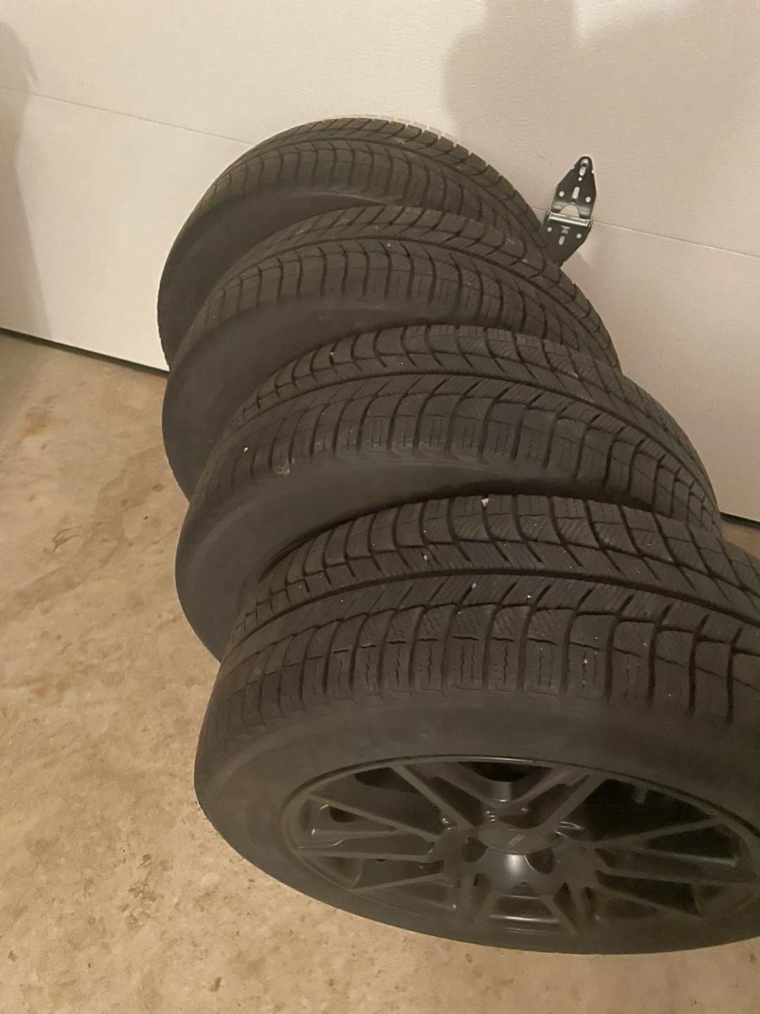Set of 4 Michelin Tires on Fast Alloy Wheels - photo 2