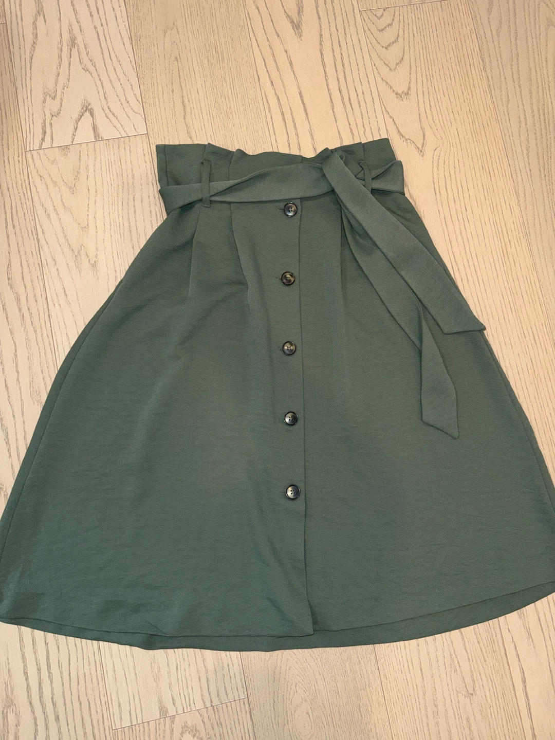 RW&CO. Green Button-Front Skirt Size 6