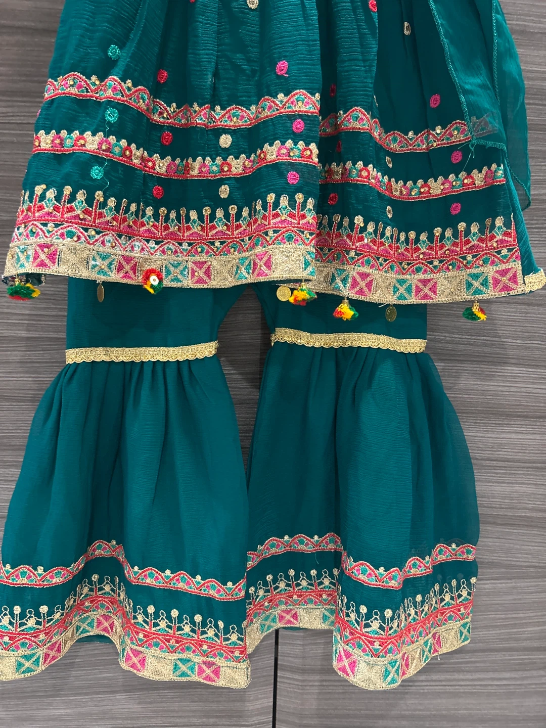 Girls Teal Traditional Embroidered Outfit Size 28 - photo 3