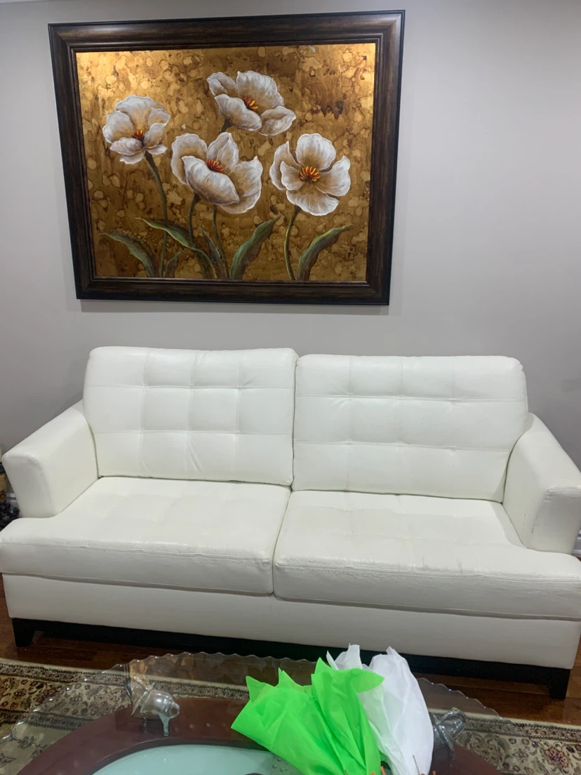 White Faux Leather Sofa 2 pieces for 200 1 piece for 100 - photo 2