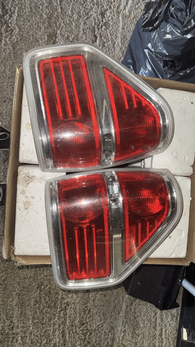 2009-2014 Ford F150 Headlights and Tail Lights Set