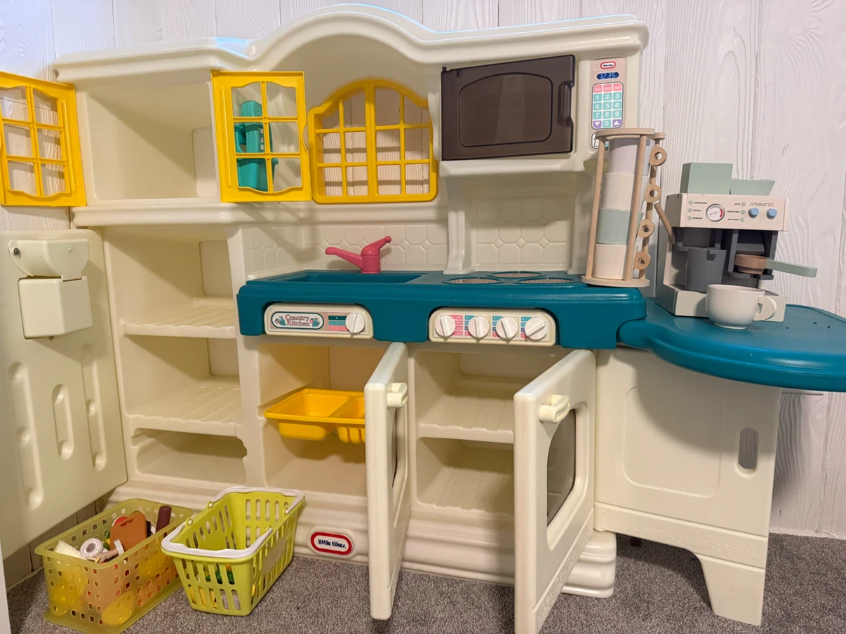 Little Tikes Country Kitchen Playset