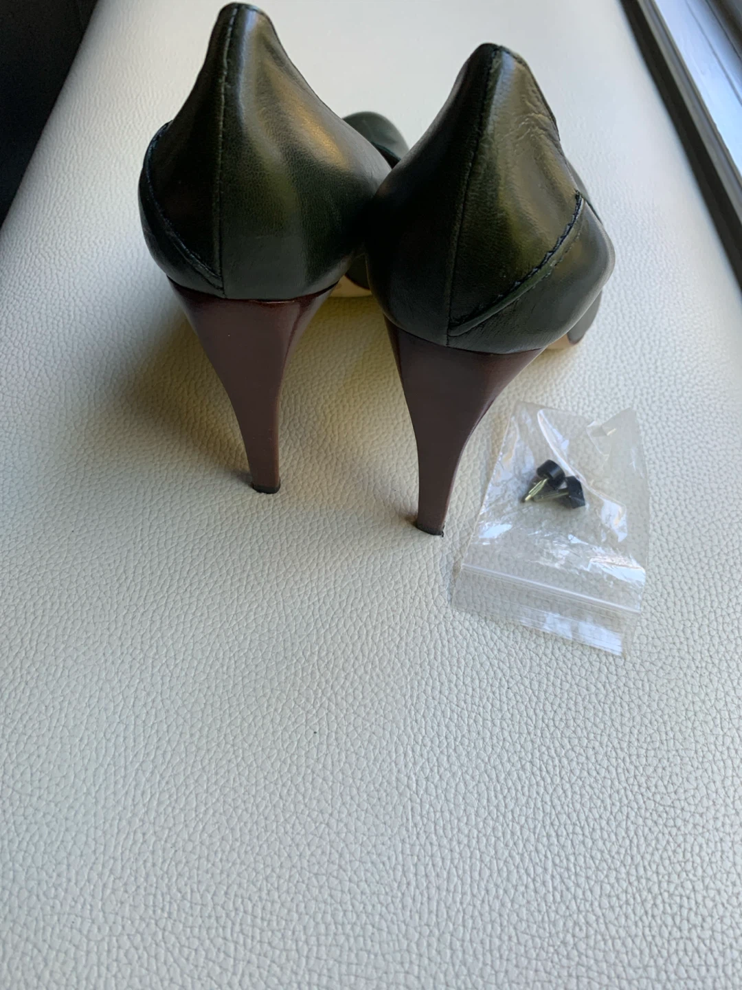 Costume National Green Leather Heels - photo 4