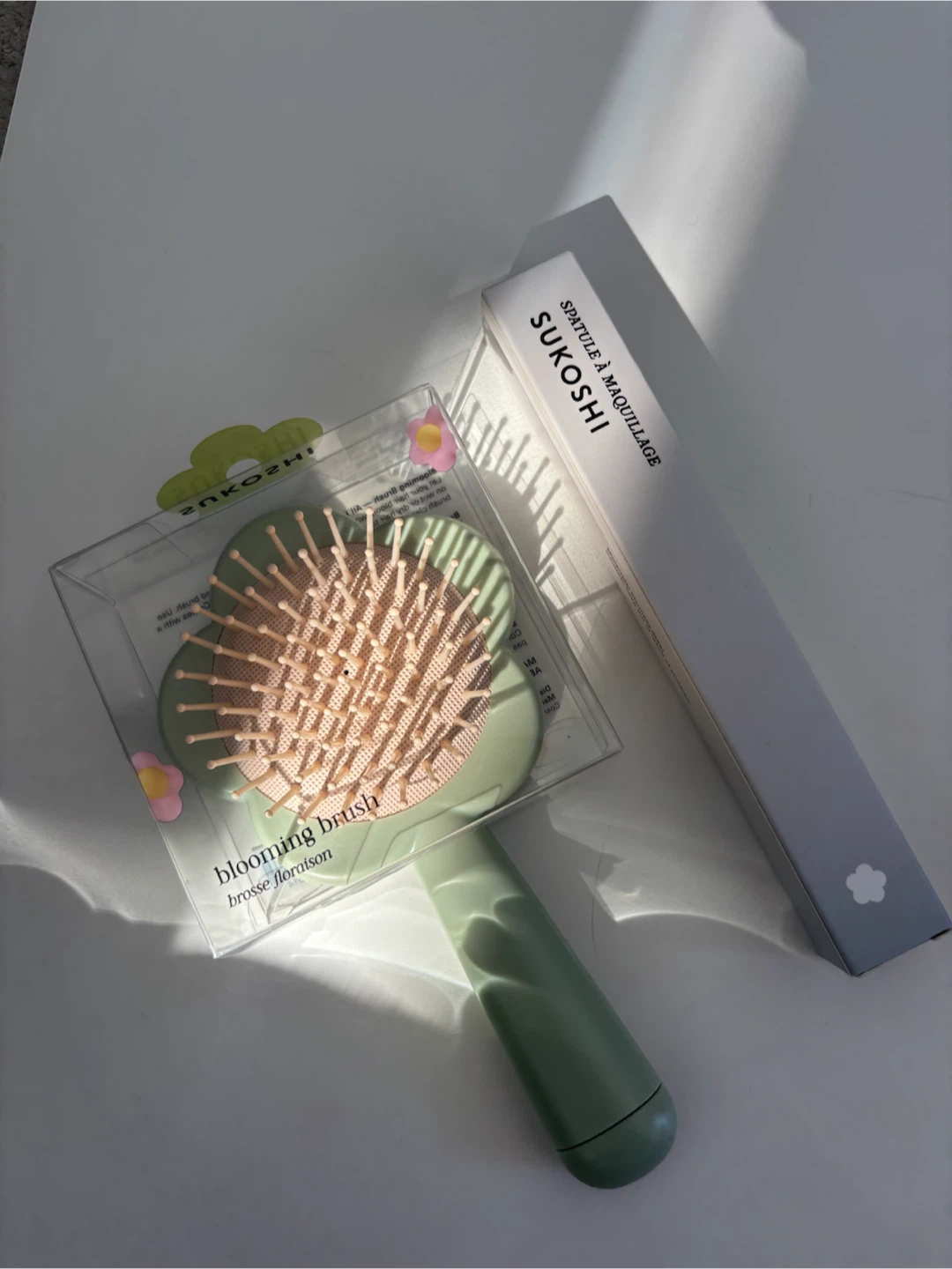 SUKOSHI Brush and Makeup Spatula Set